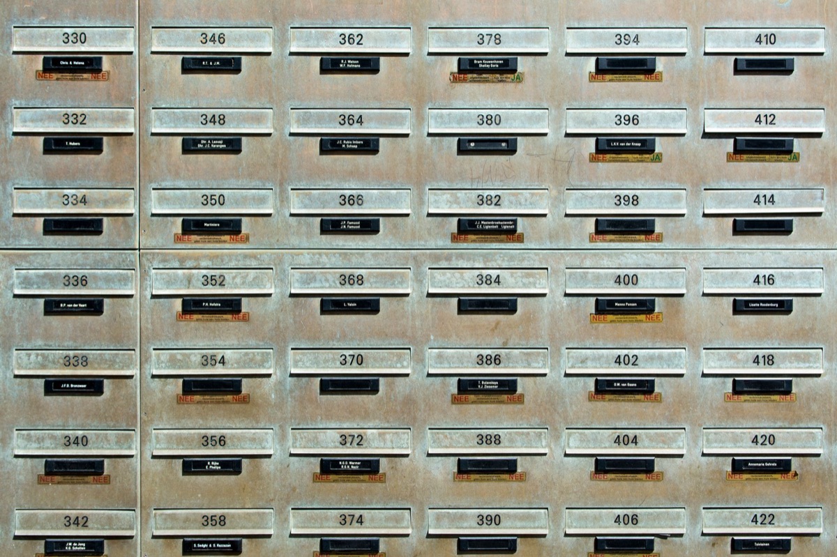 Ein Briefkasten als Symbol für den Erhalt von Nachrichten.