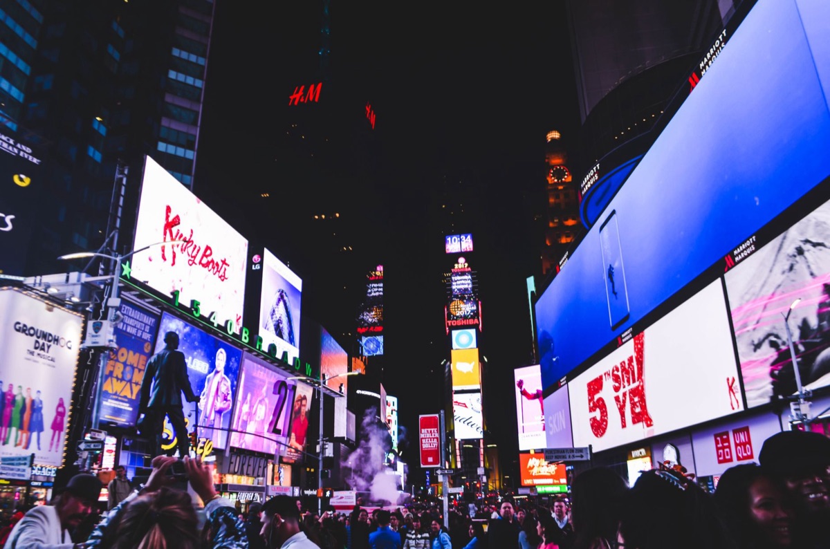 digitale billboard met SEM-advies tekst