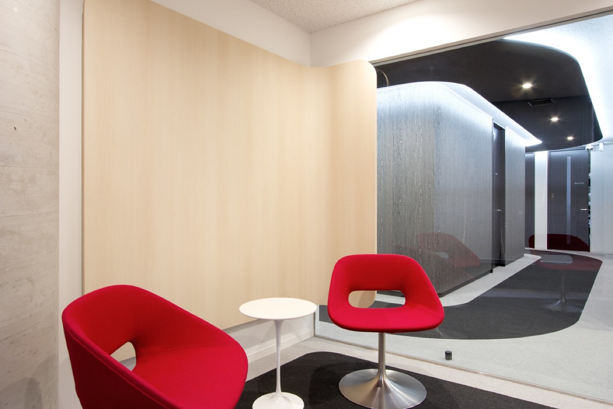 Moderne werkgroep in meetingzaal
